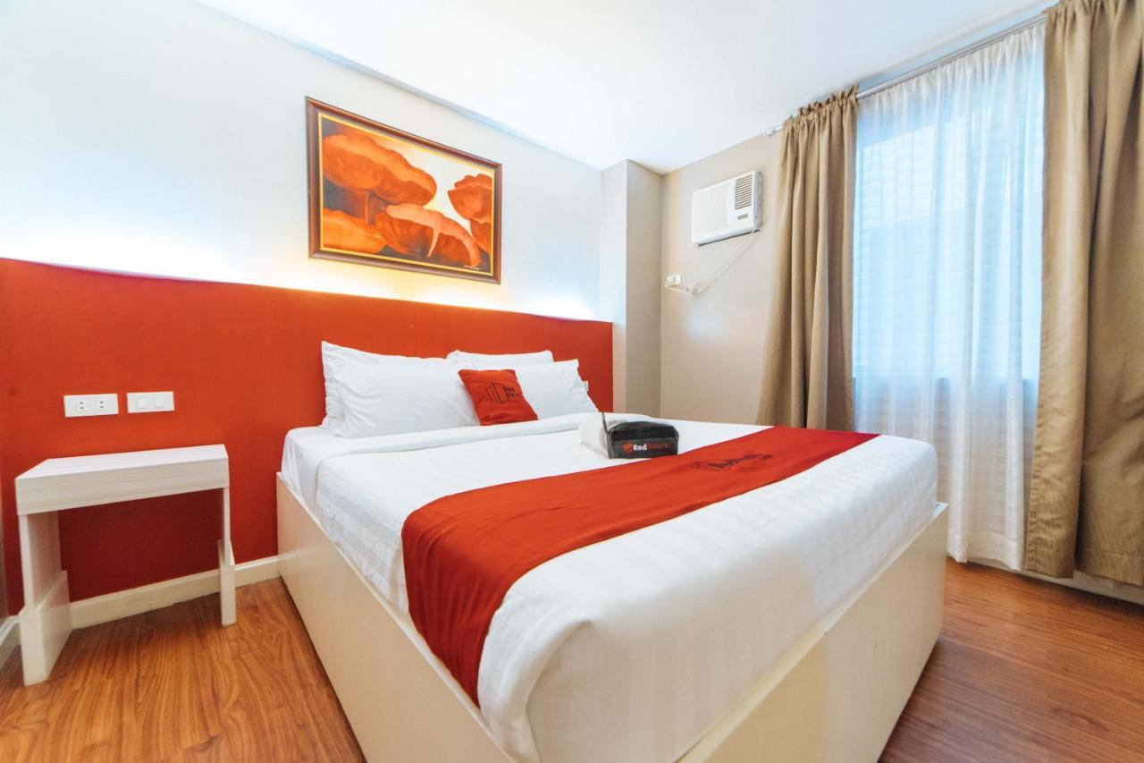 Reddoorz Plus At Hotel Metro Kalibo Kültér fotó