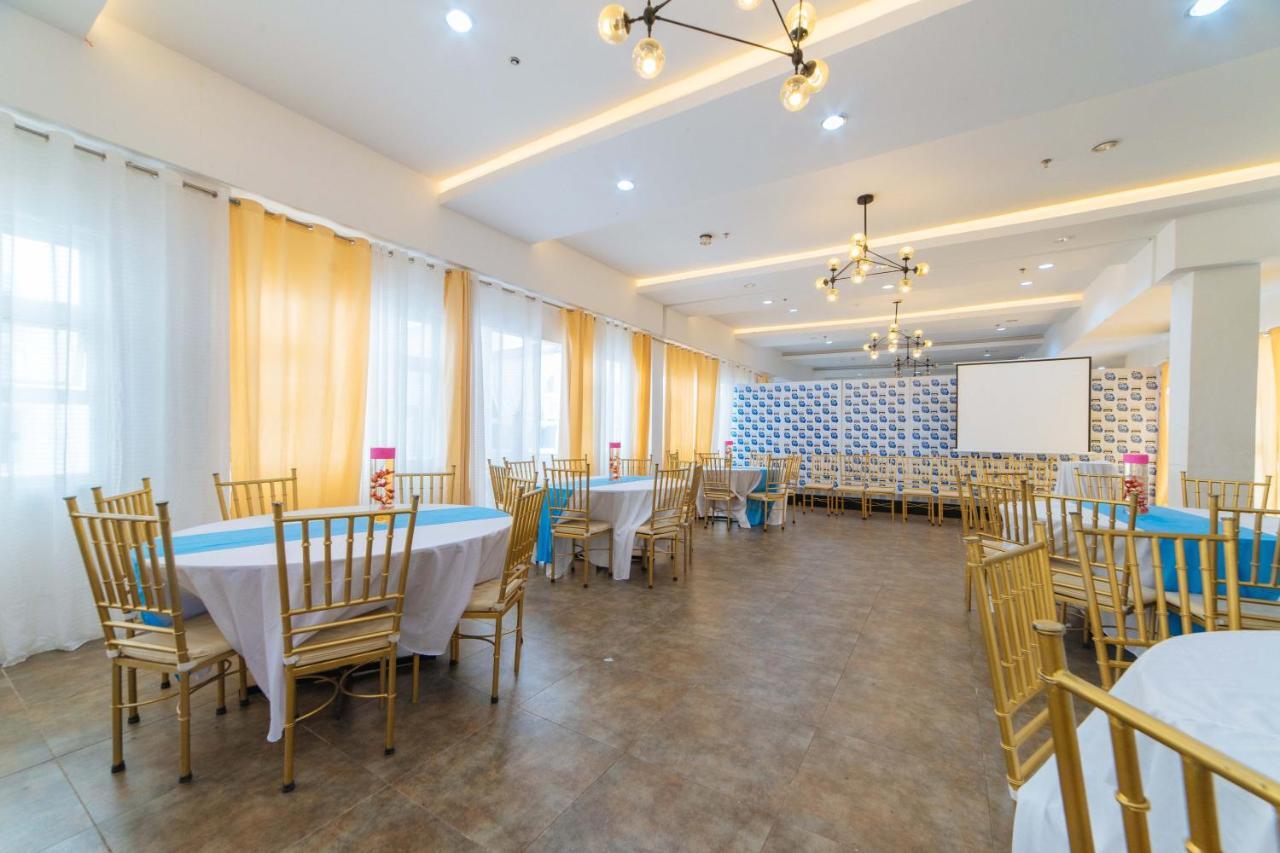 Reddoorz Plus At Hotel Metro Kalibo Kültér fotó
